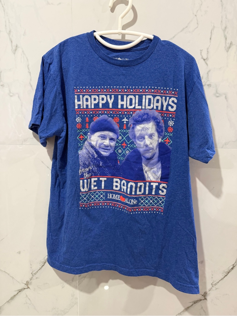 HOME ALONE THE MOVIE  Holiday Graphic Tee - 'Happy Holidays' Wet Bandits Desig